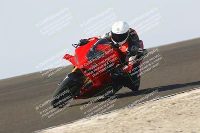 media/Nov-01-2025-TrackDaz (Sat) [[2b4d5192bc]]/A Group/11am (Turn 2 Inside)/